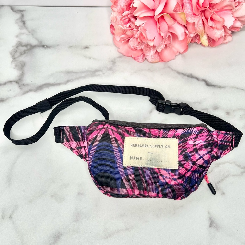 HERSCHEL SUPPLY CO Twelve Warped Plaid Hip Pack Waist Bag - Picture 4 of 10